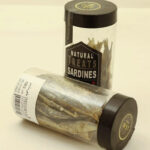 تشویقی ماهی ساردین ۱۲۰ گرمی مناسب سگ و گربه - Image 2